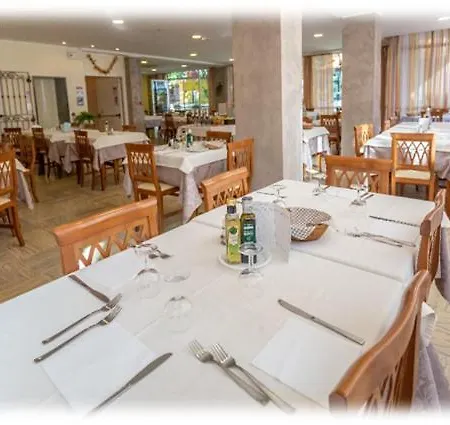 Colibri 3* Римини