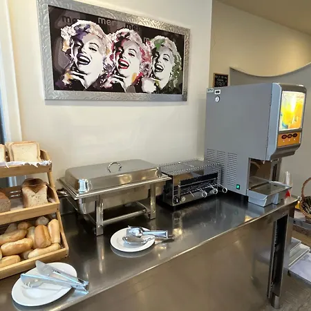 酒店 Colibri 里米尼