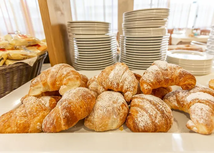 Colibri 3* ريميني